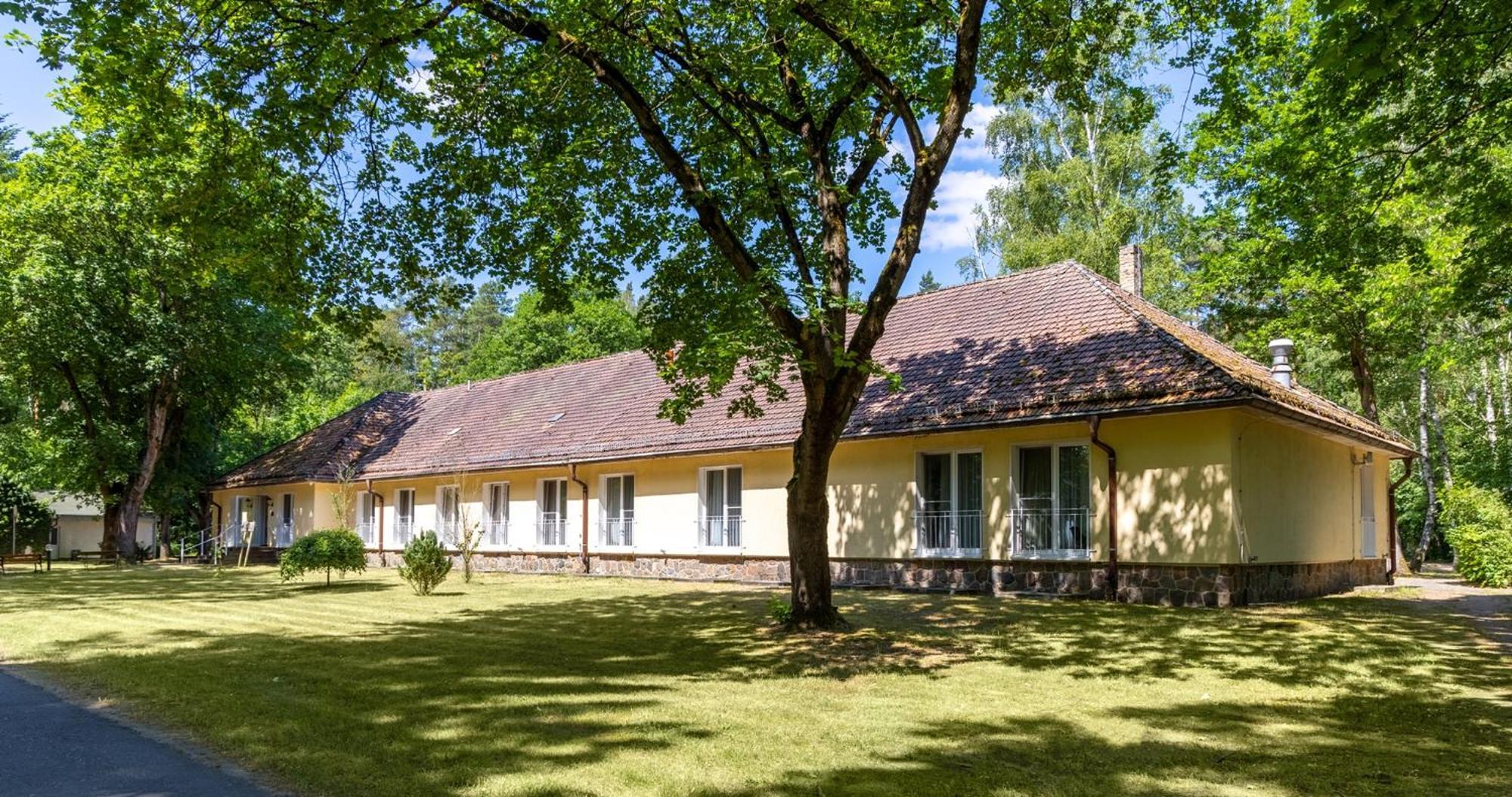 טמפלין Hotel Doellnsee-Schorfheide מראה חיצוני תמונה